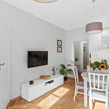 Cute Apartment In The Historic Old Town Of Warschau Buitenkant foto